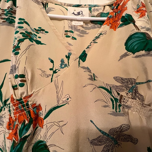 Anthropologie Floral Silk Blouse | Size 6 | V-Neck Flutter Sleeve Cream Top - Picture 10 of 10